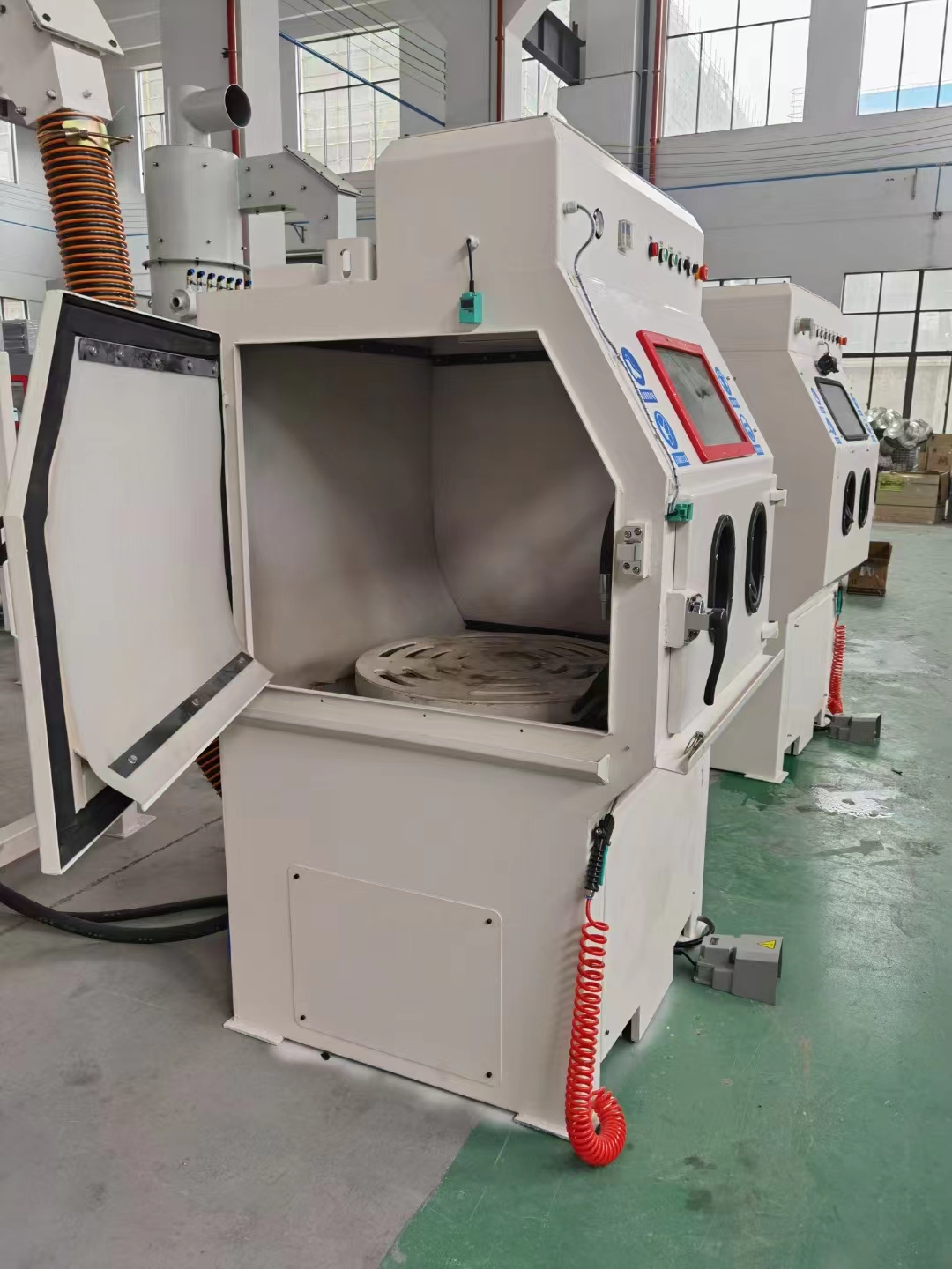 南岸移动式抛丸机的工作原理?