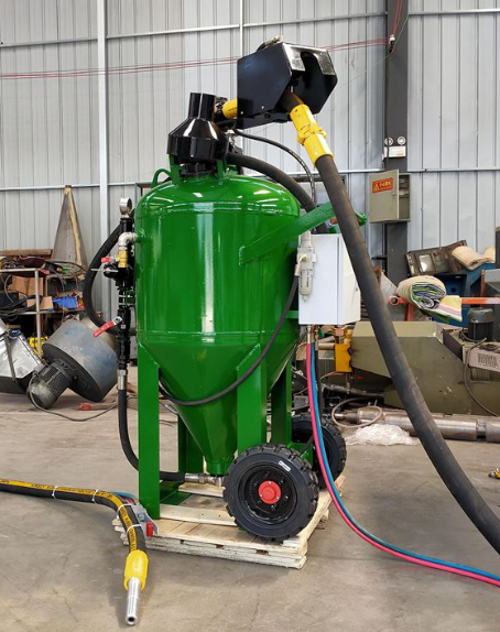 南岸移动式喷砂机 户外施工效率翻倍